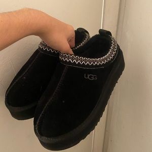 Womens black tasmans platform ugg